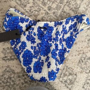 Triangl inesa bottoms- royal pop